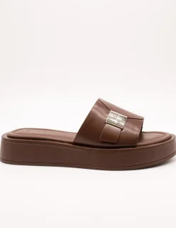 Sandalia Calvin Klein HW02368-GTW Chocolate de Mujer