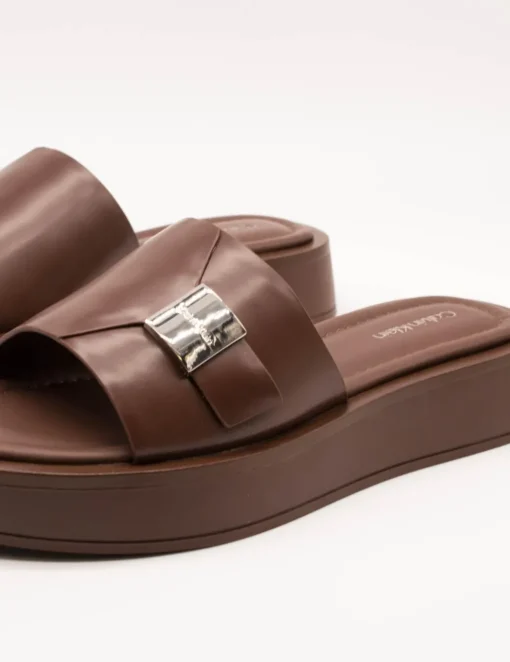 Sandalia Calvin Klein HW02368-GTW Chocolate de Mujer