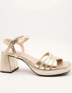 Sandalia Wonders G-6810 Soft Dorada de Mujer