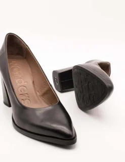 Zapato Wonders M-5420 Iconic Negro de Mujer
